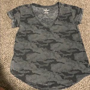 American Eagle camo v-neck